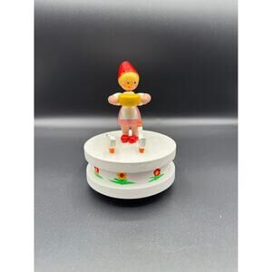 Girl w/Geese Folk Music Box